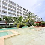 Espectacular apartamento con piscina privada - Morros Zoe